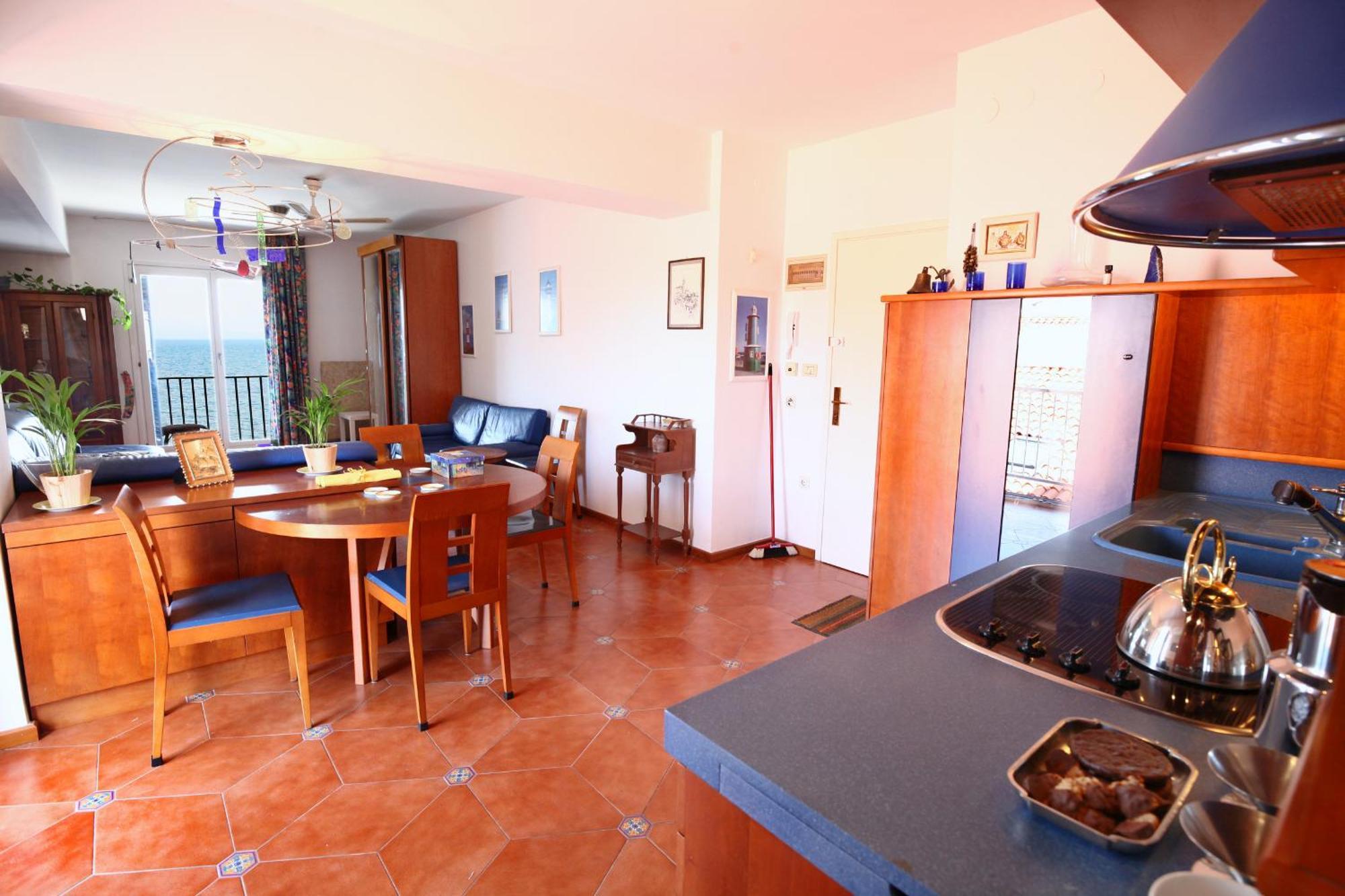 Punta Beachfront Exclusive Apartment Piran