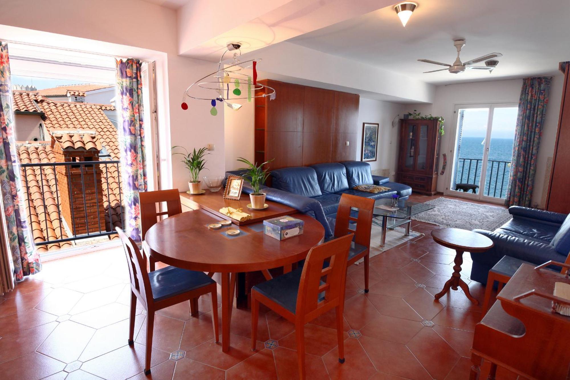 Punta Beachfront Exclusive Apartment