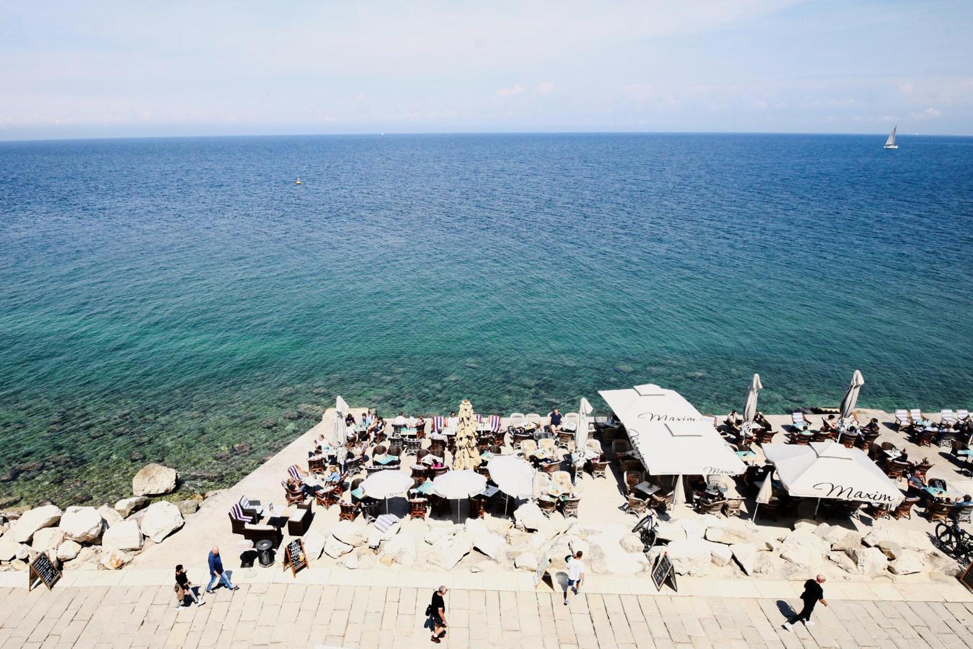 Punta Beachfront Exclusive Apartment Piran